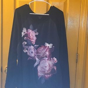 Torrid Black and Floral Sweatshirt size 4